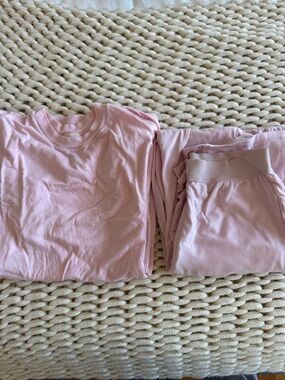 SKIMS light pink boyfriend tee shirt and loose pant set